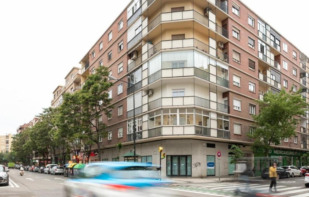 Urban Vedruna Сарагоса Экстерьер фото